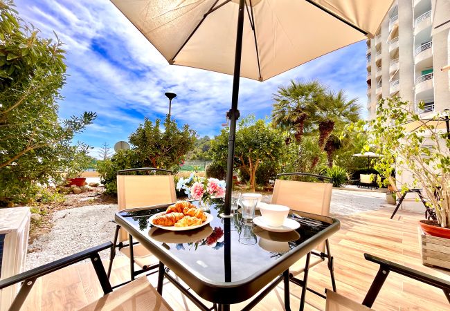 Apartamento en Villajoyosa - Beachfront Luxe 3 by Gloove