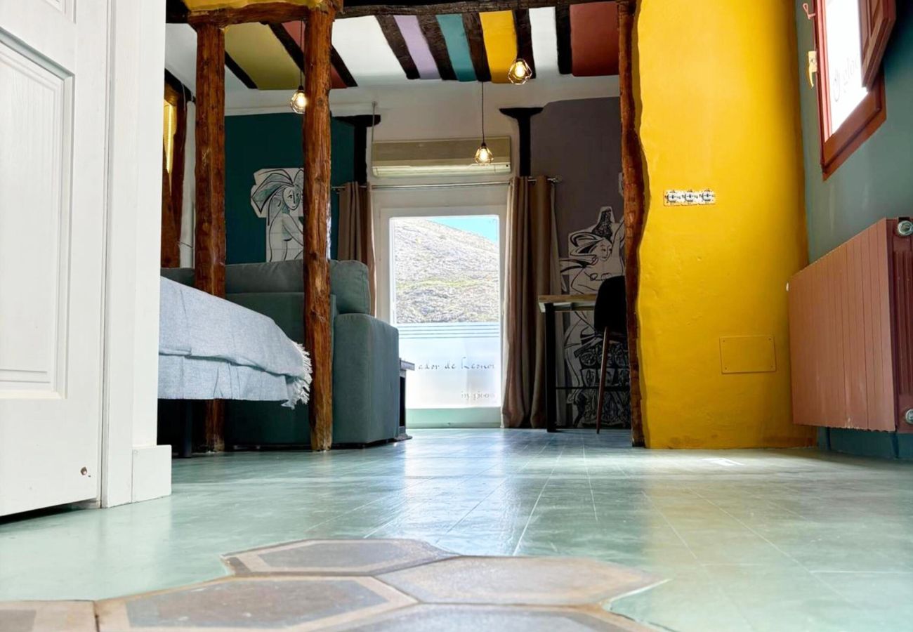 Apartamento en Cuenca - Casa Colgada “Mirador de Leonor” by Gloove