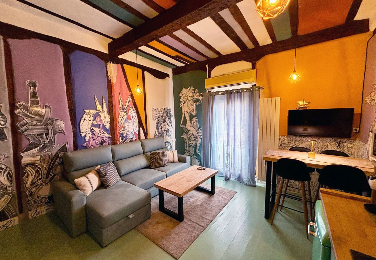 Estudio en Cuenca - Casa Colgada “Mirador de Leonor II” by Gloove