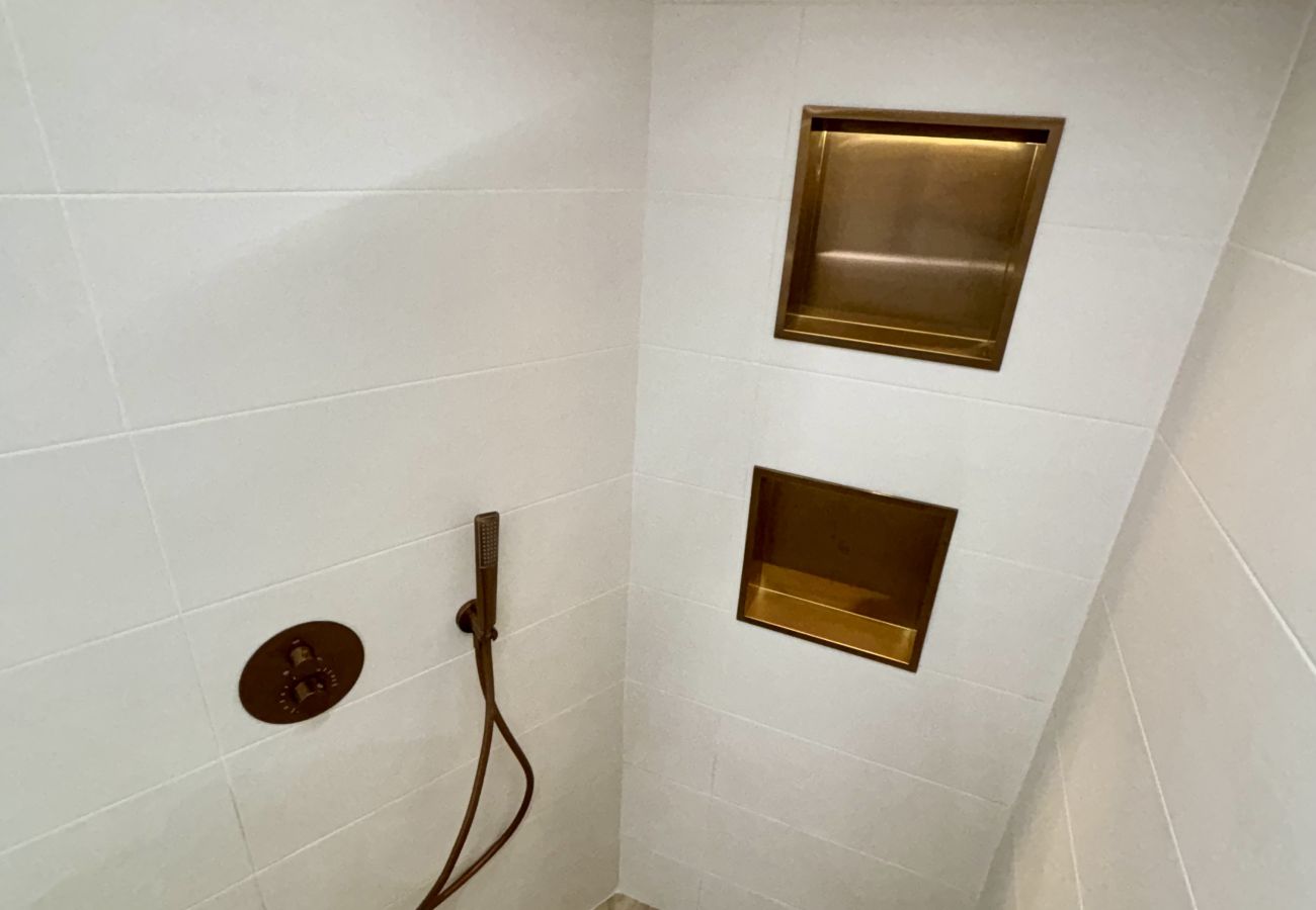 Apartamento en Cuenca - La Casita del Salvador by Gloove