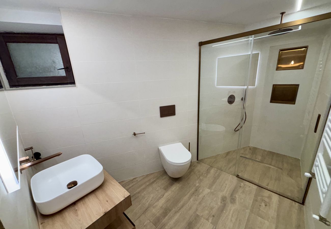 Apartamento en Cuenca - La Casita del Salvador by Gloove