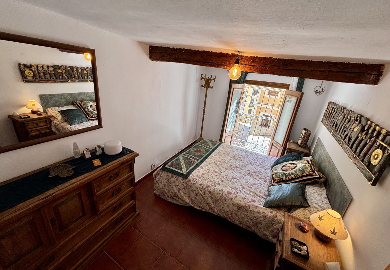 Apartamento en Cuenca - La Casita del Salvador by Gloove