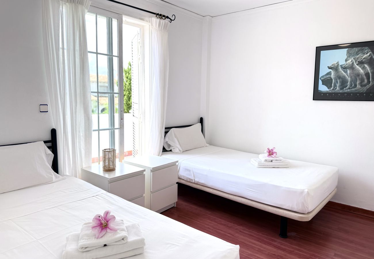 Chalet en Denia - Beachfront Paradise By Gloove