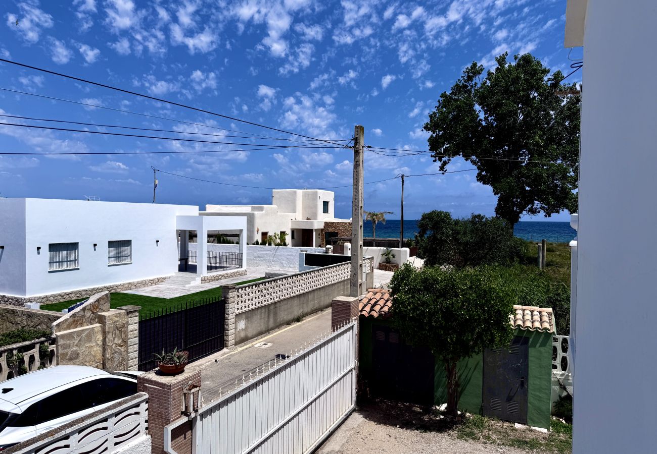 Chalet en Denia - Beachfront Paradise By Gloove