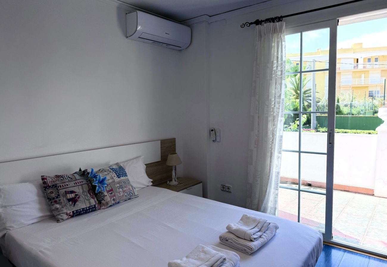Chalet en Denia - Beachfront Paradise By Gloove