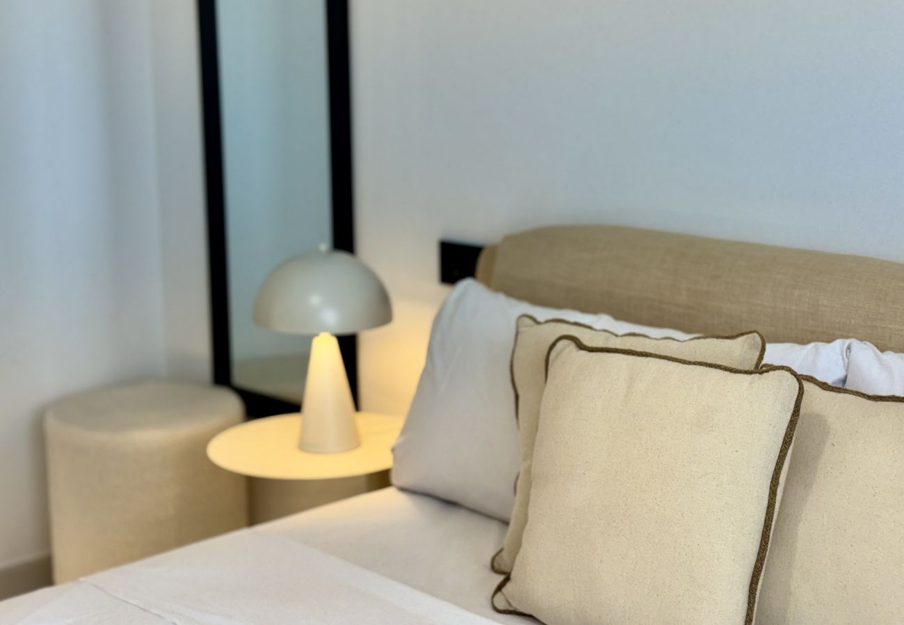 Alquiler por habitaciones en Alicante - Mac Suites 2 By Gloove
