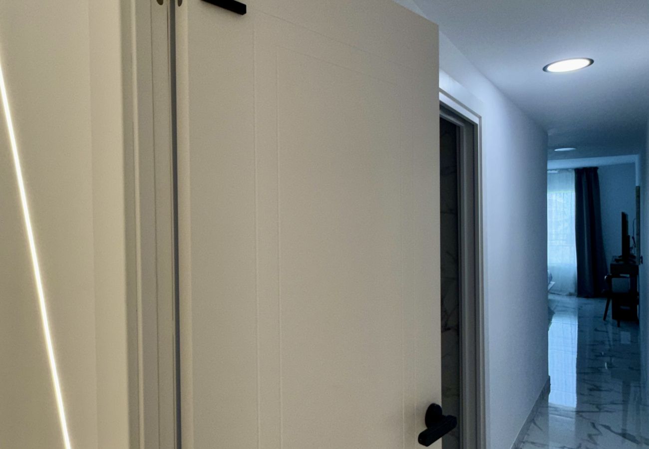 Alquiler por habitaciones en Alicante - Mac Suites 2 By Gloove