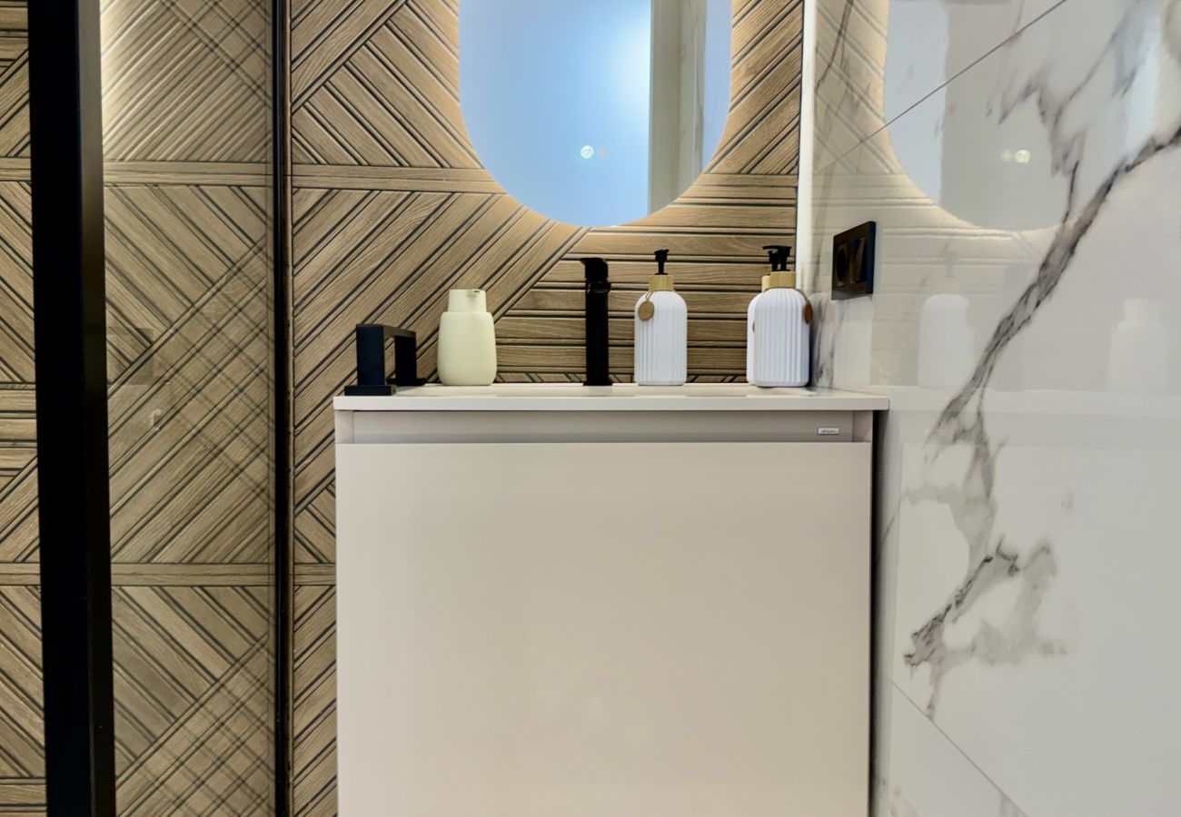 Alquiler por habitaciones en Alicante - Mac Suites 2 By Gloove