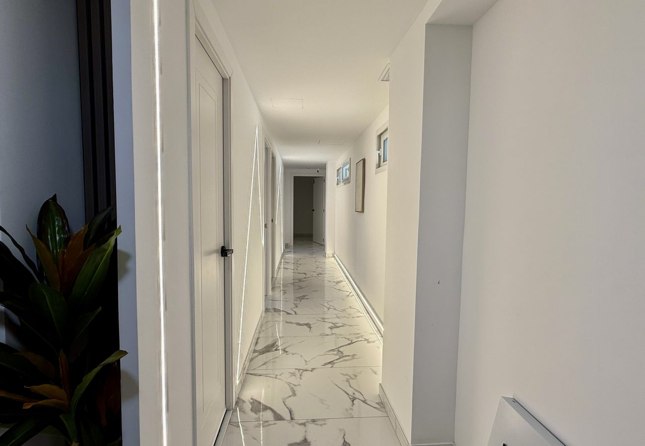 Alquiler por habitaciones en Alicante - Mac Suites 2 By Gloove