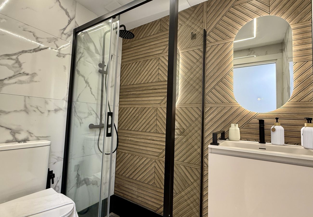 Alquiler por habitaciones en Alicante - Mac Suites 2 By Gloove