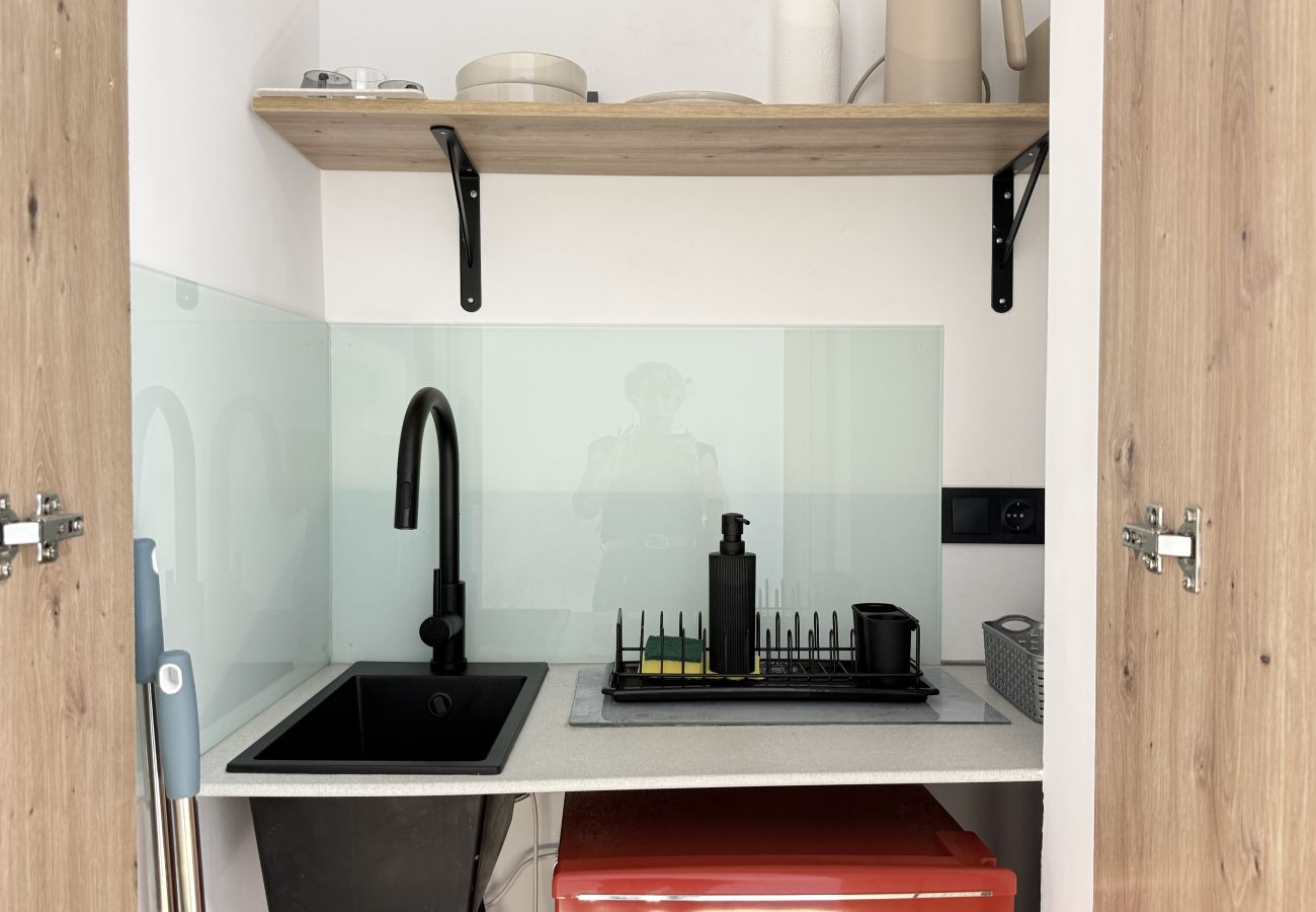 Alquiler por habitaciones en Alicante - Mac Suites 2 By Gloove