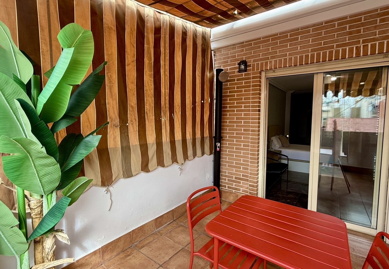 Alquiler por habitaciones en Alicante - Mac Boutique 8 By Gloove