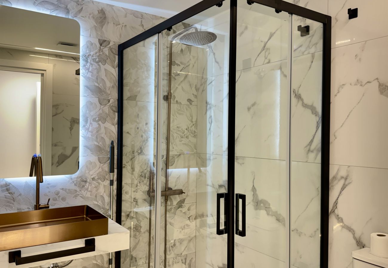 Alquiler por habitaciones en Alicante - Mac Suites 3 By Gloove