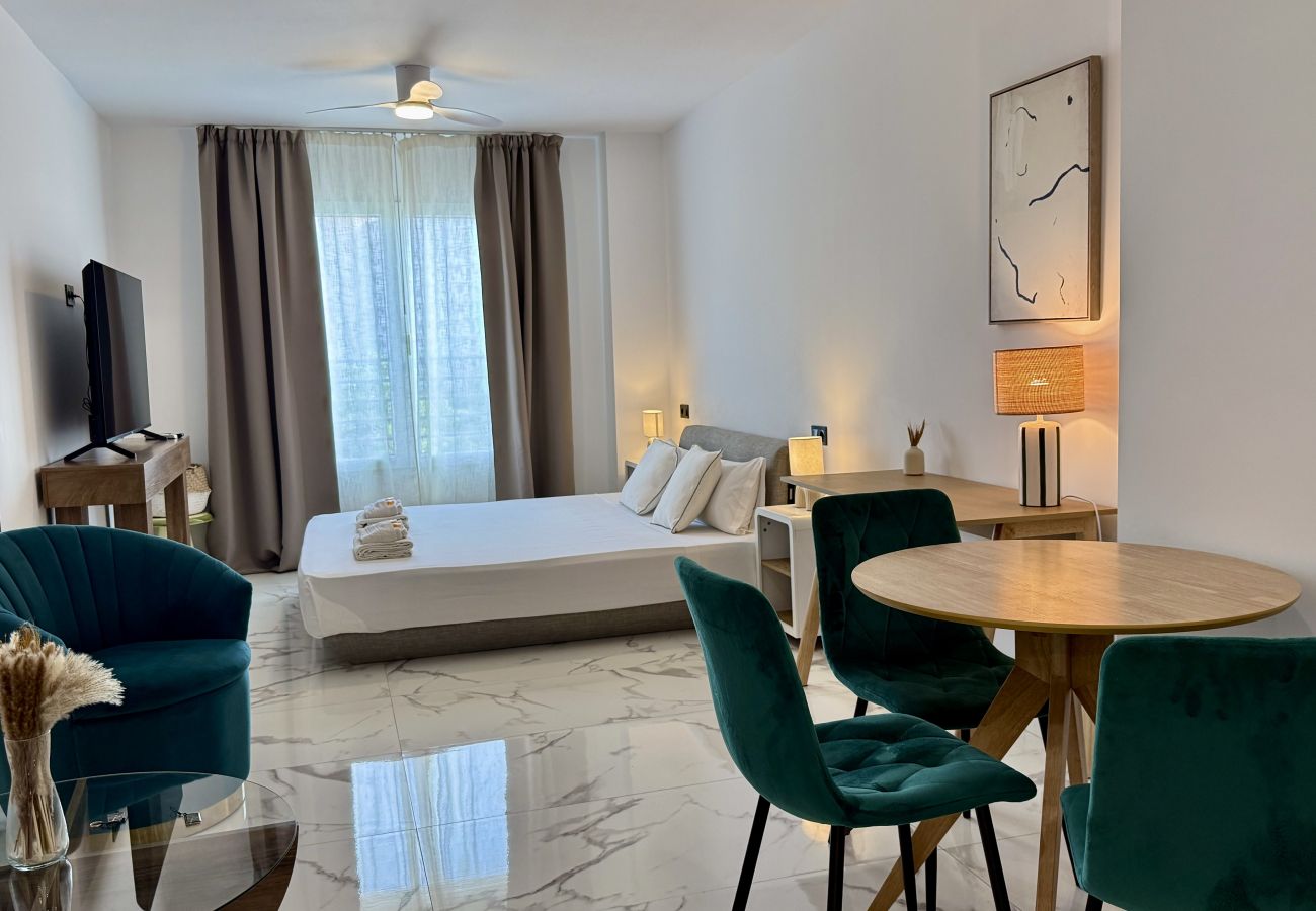 Alquiler por habitaciones en Alicante - Mac Suites 3 By Gloove