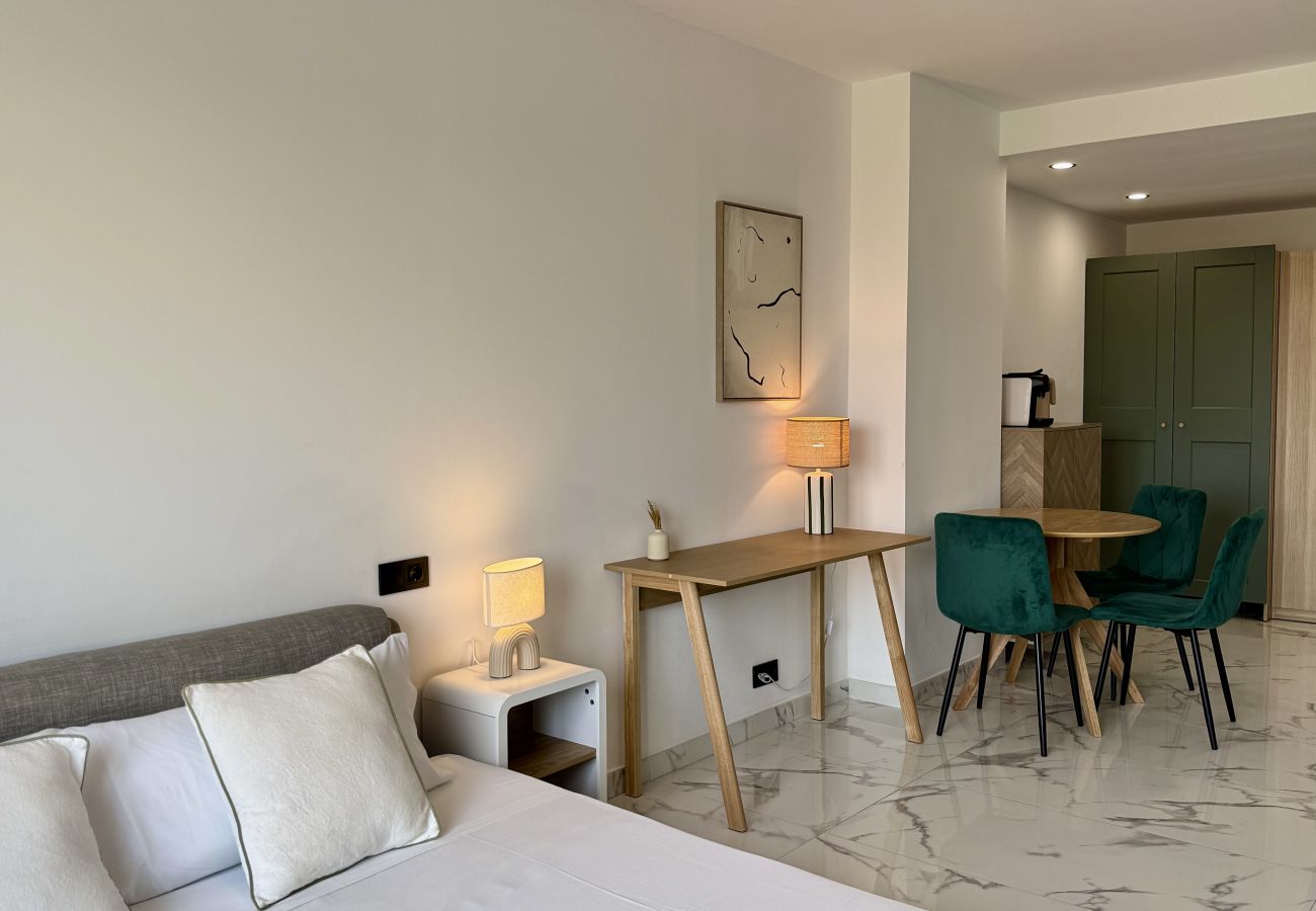 Alquiler por habitaciones en Alicante - Mac Suites 3 By Gloove