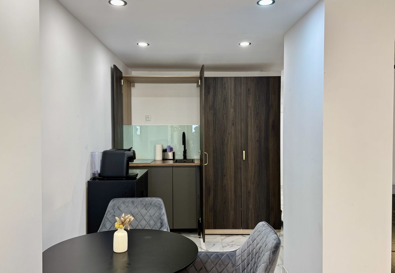 Alquiler por habitaciones en Alicante - Mac Suites 5 By Gloove