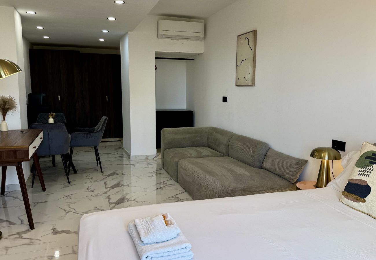 Alquiler por habitaciones en Alicante - Mac Suites 5 By Gloove