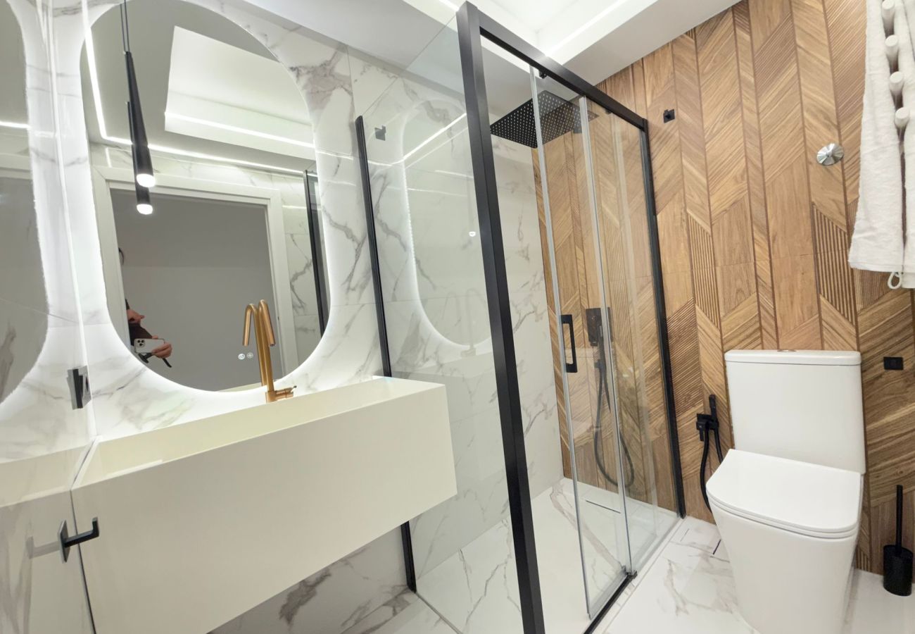 Estudio en Alicante - Mac Suites 1 By Gloove